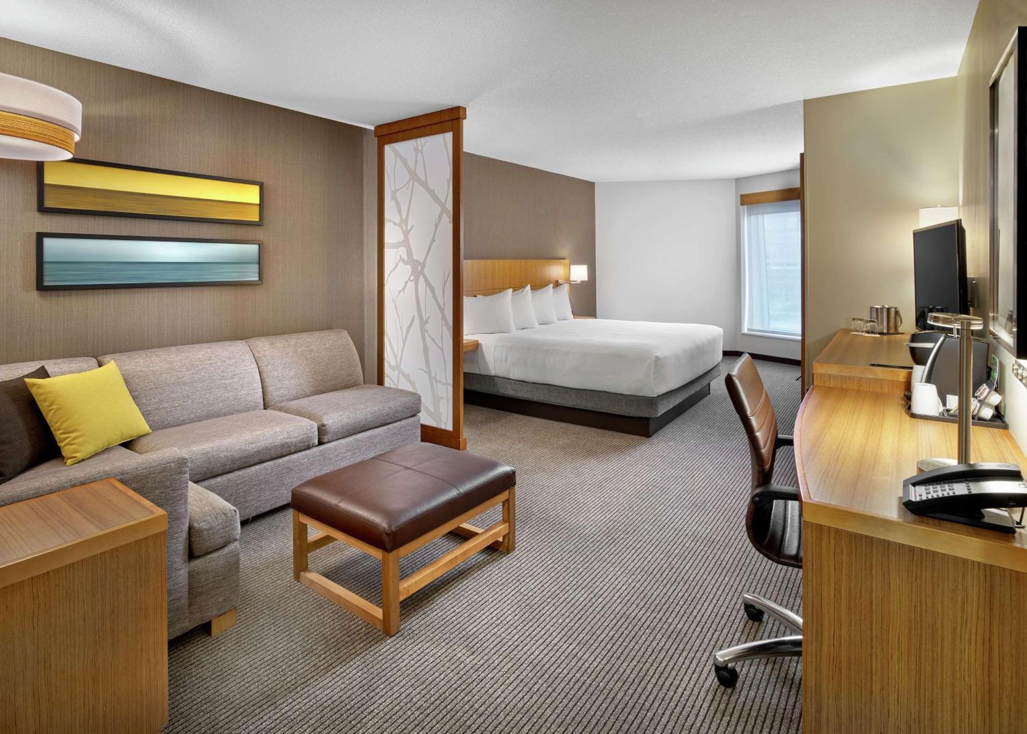 Готель Doubletree By Hilton Edmonton Downtown Екстер'єр фото