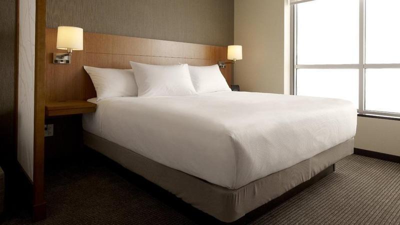 Готель Doubletree By Hilton Edmonton Downtown Екстер'єр фото