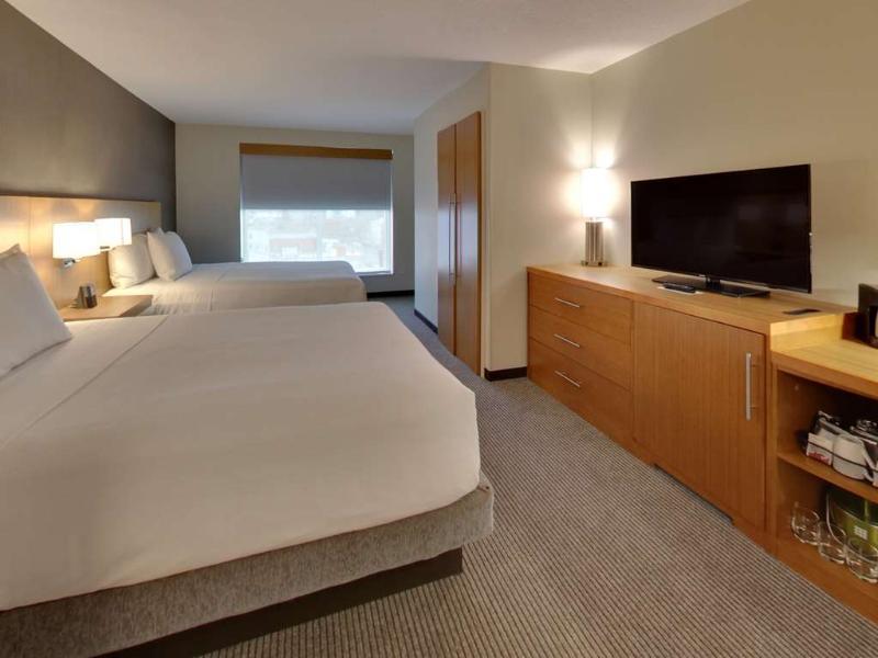 Готель Doubletree By Hilton Edmonton Downtown Екстер'єр фото